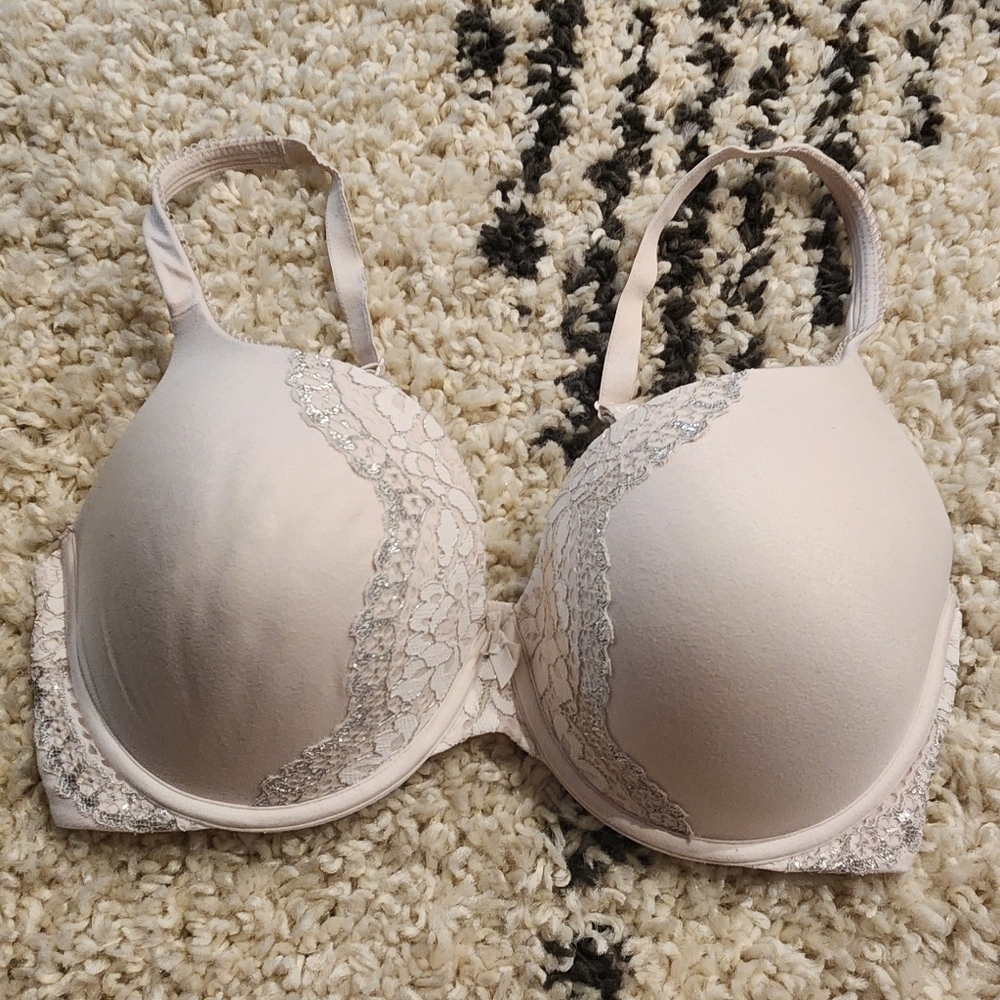 Victoria's Secret Body By Victoria Perfect Shape Bra - Picture 2 of 5